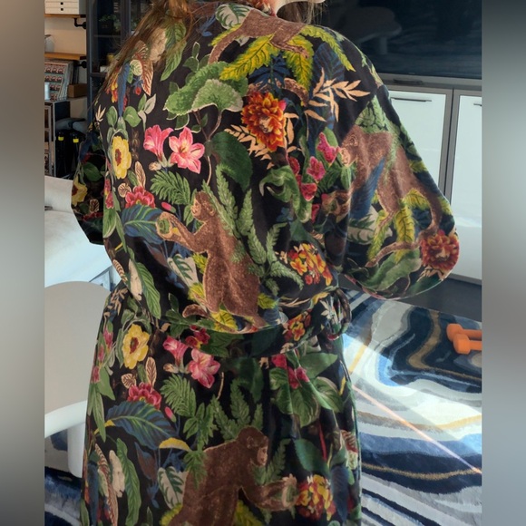 Velvet Robe fully lined - Picture 7 of 8